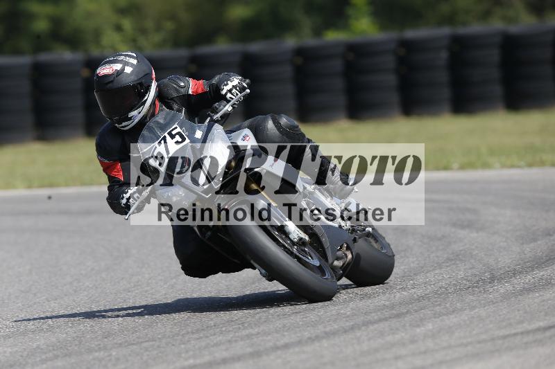 /45 10.08.2025 Plüss Moto Sport ADR/Einsteiger/575